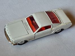 Dinky Toys Ford Mustang 161 Modellauto Spielzeugauto