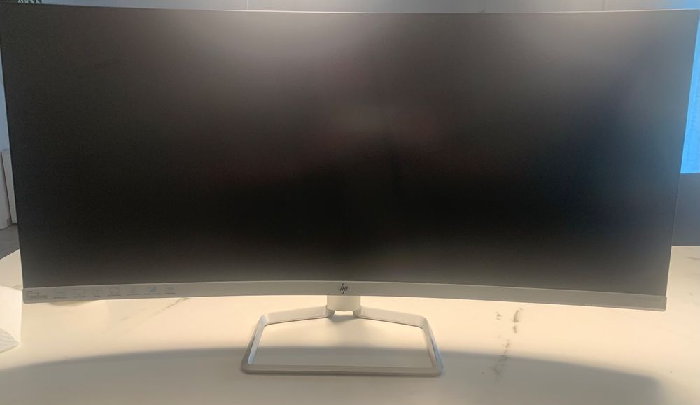 HP 34f Curved Monitor (Gebraucht) in Herzogenbuchsee für CHF 180 – nur ...