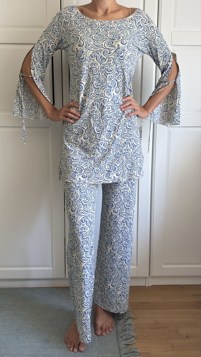 Lots de vêtements: Top and pants - Size M – D'occasion à Genève par gvokiii