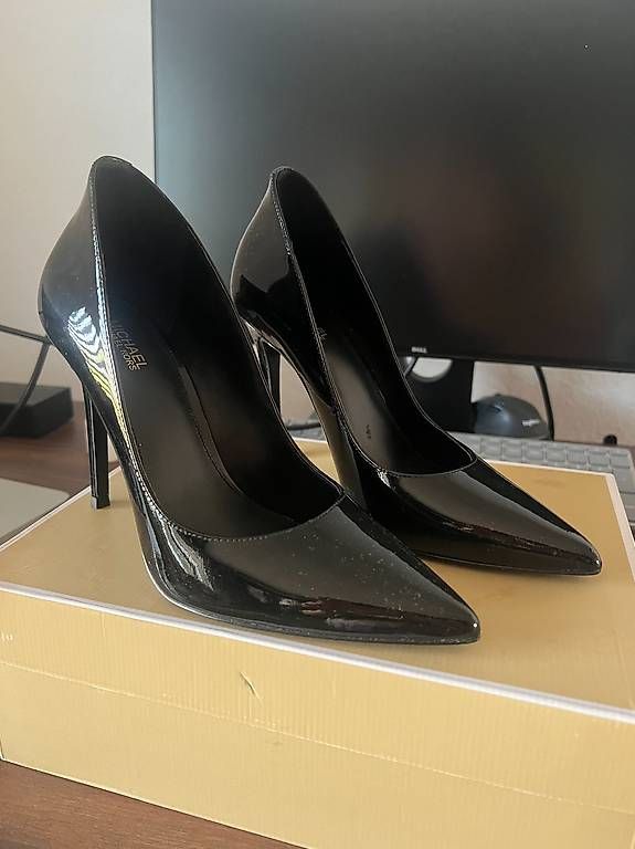 Scarpe da donna: Michael Kors Heels 37 einmal getragen – Usato da Bubendorf venduto da Sarahleinchenn