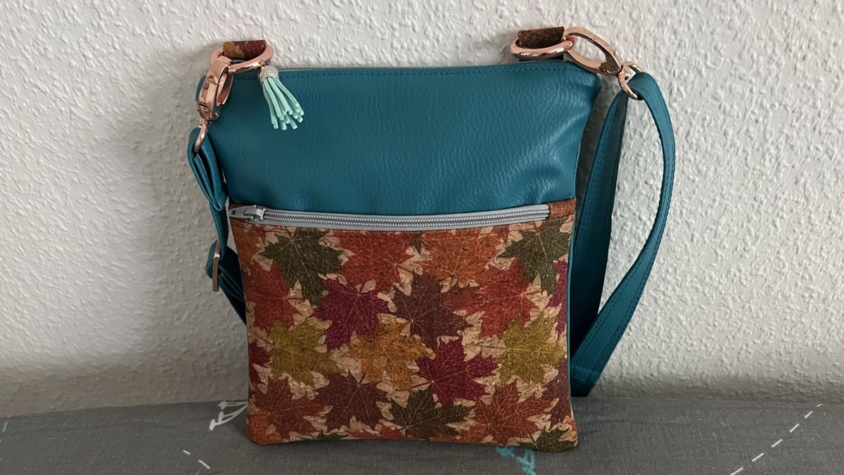 Taschen: Umhängetasche – Neu (gemäss Beschreibung) aus Bottmingen von con_zrf7