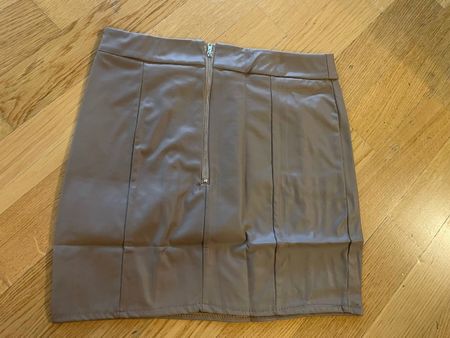 Rock Schicker Lederimitat Minirock Gr. S Neu mit Etikett