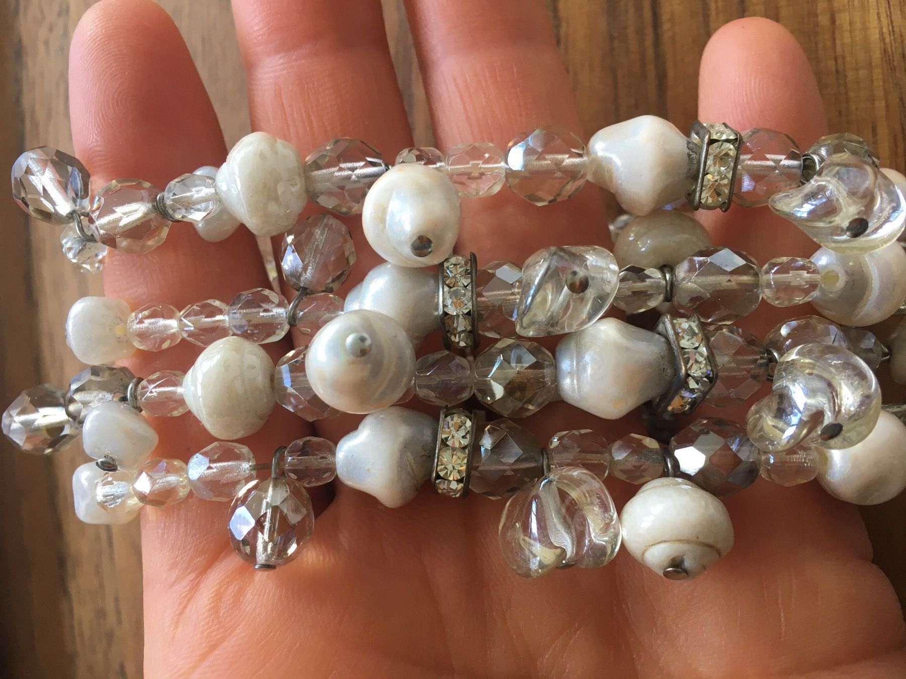 Bracciali & Braccialetti: Armband, mit Kristall-, Glas-, Perlmuttperlen – Usato da Zürich venduto da ancillaschmidhauser 2