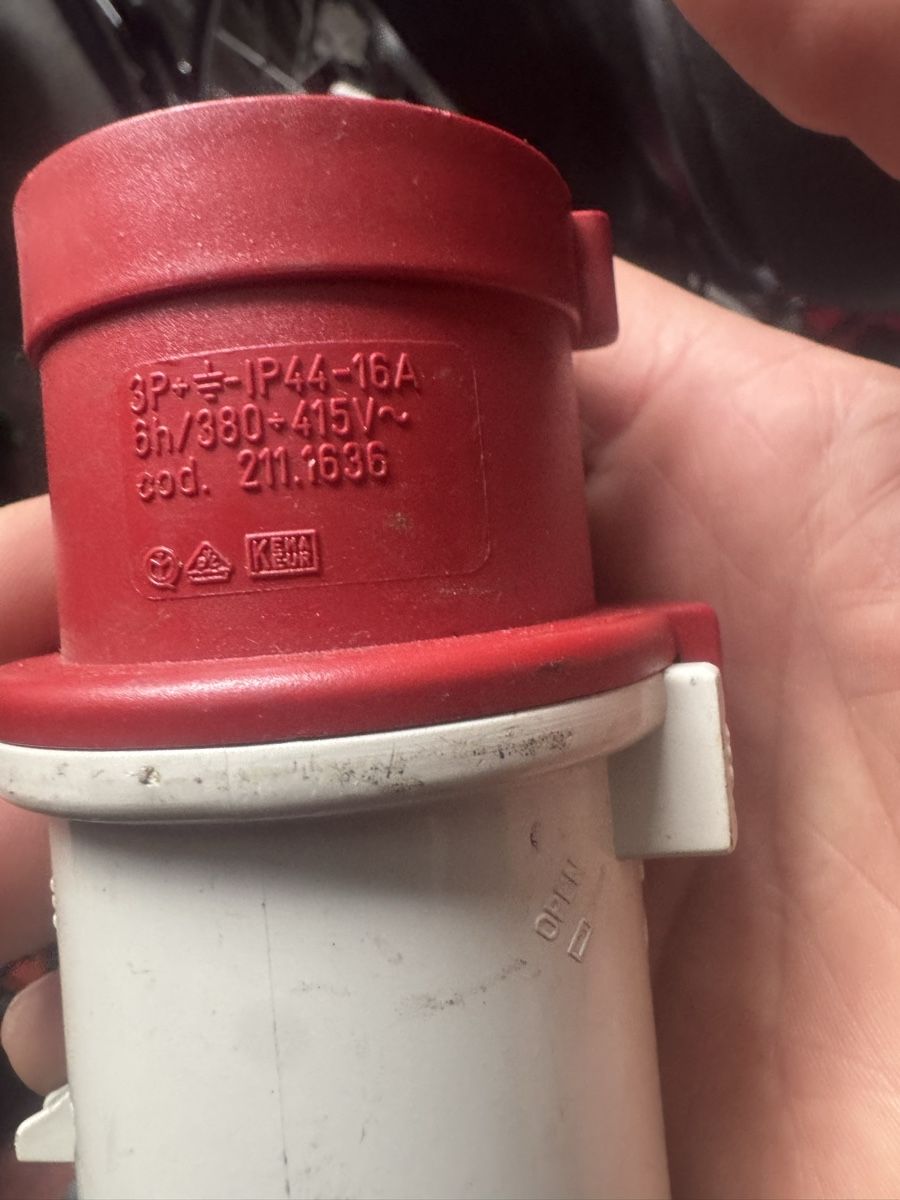 Spine: CEE-Stecker 16A 4pol 400V M – Nuovo (secondo la descrizione) da Grenchen venduto da faz_qgf2 1