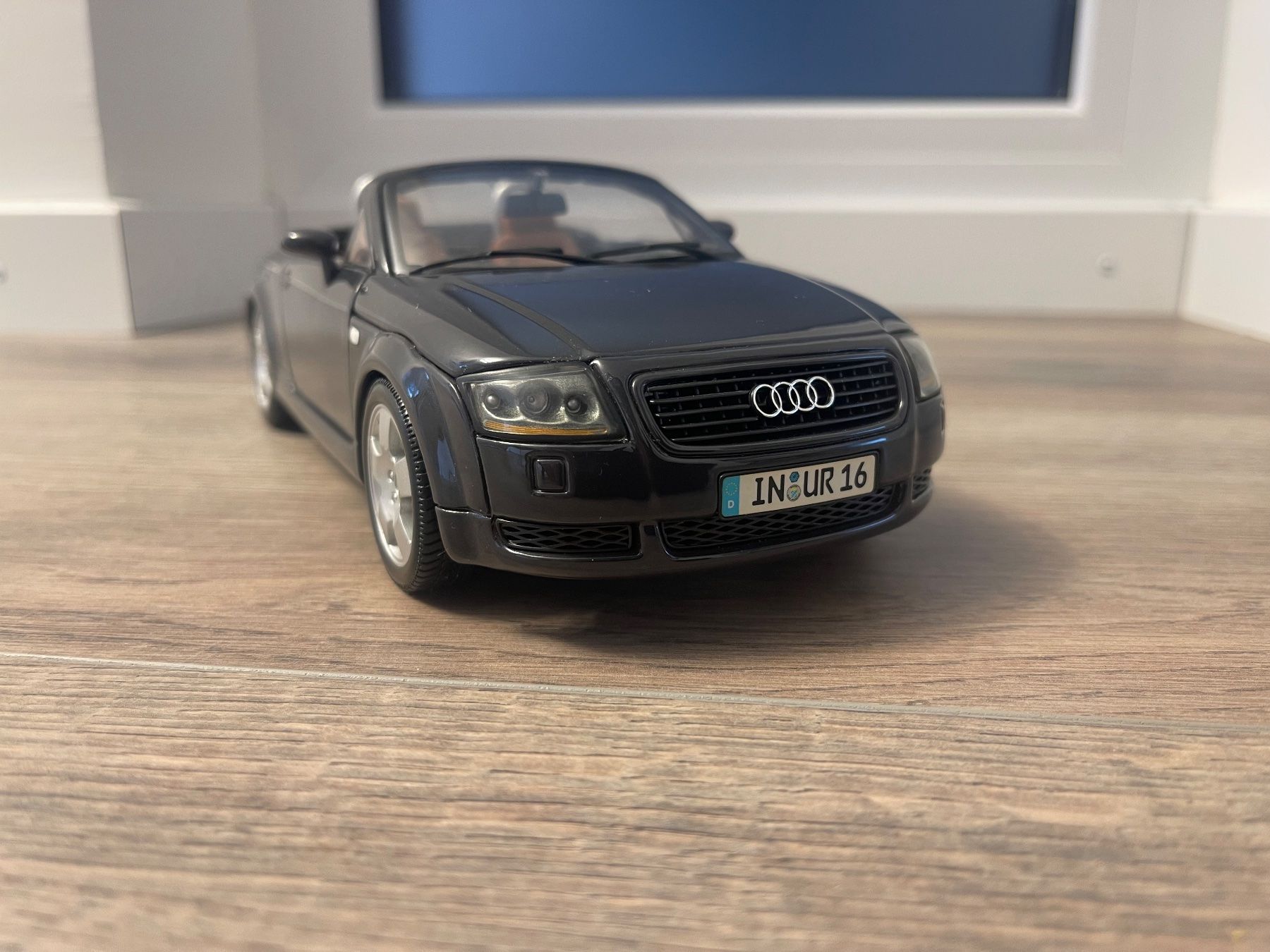 Maisto Modellini d'auto: Audi TT Roadster 1/18 – Usato da Basel venduto da mariablanka 2
