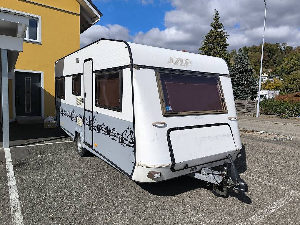 Knaus Camping Fahrzeuge: Wohnwagen Knaus Wintertauglich – Gebraucht aus Mettau von Swiss-Bonsai