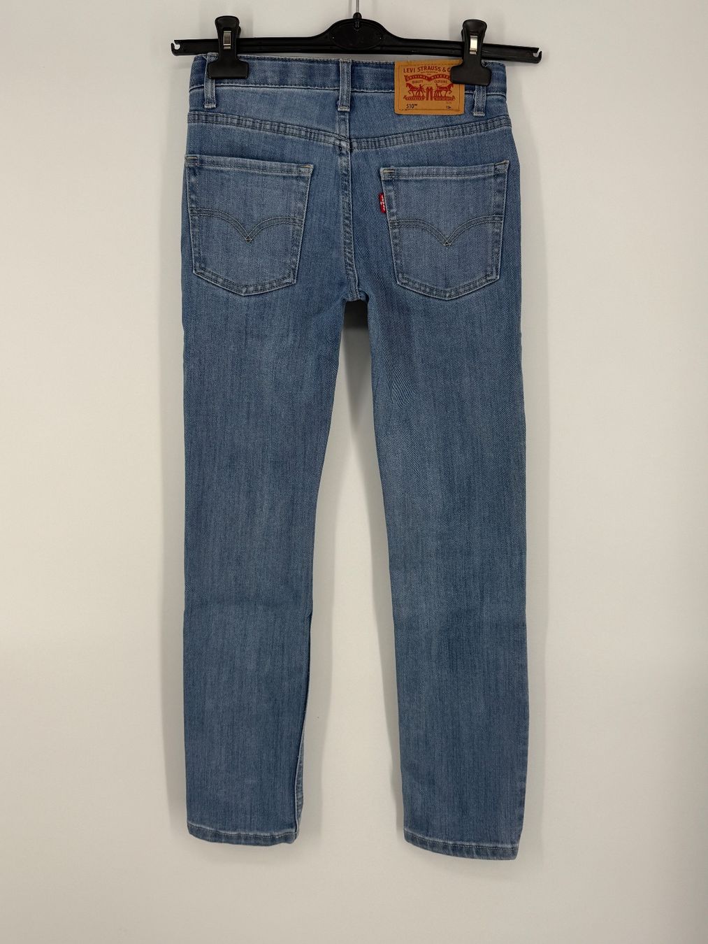 Pantaloni: Levi's 510 Jeans Gr. 140 neuwertig – Nuovo (secondo la descrizione) da Auenstein venduto da moin. 1