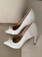 RARITÄT - stylischer und edler Pumps mit Perle, 38