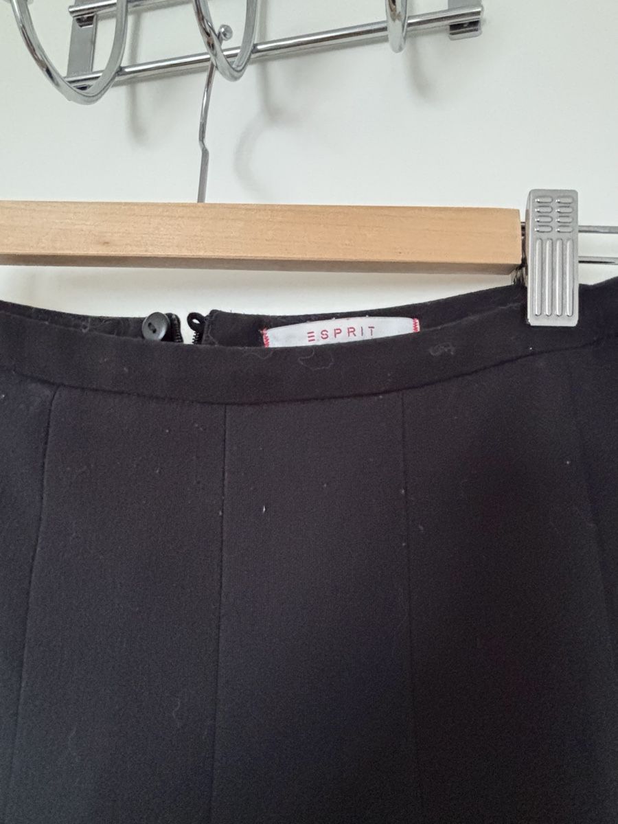 Esprit Gonne: Esprit jupe noire taille S – Nuovo (secondo la descrizione) da Dombresson venduto da feline_ne 1
