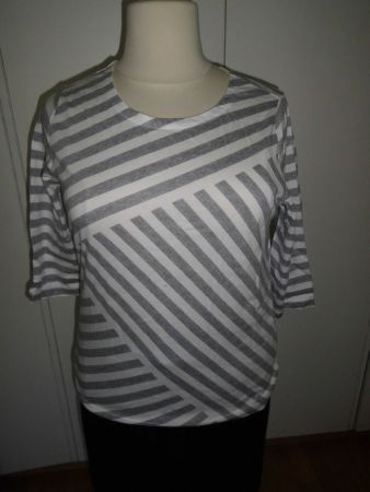 T-shirt blanc/gris rayé T. 46