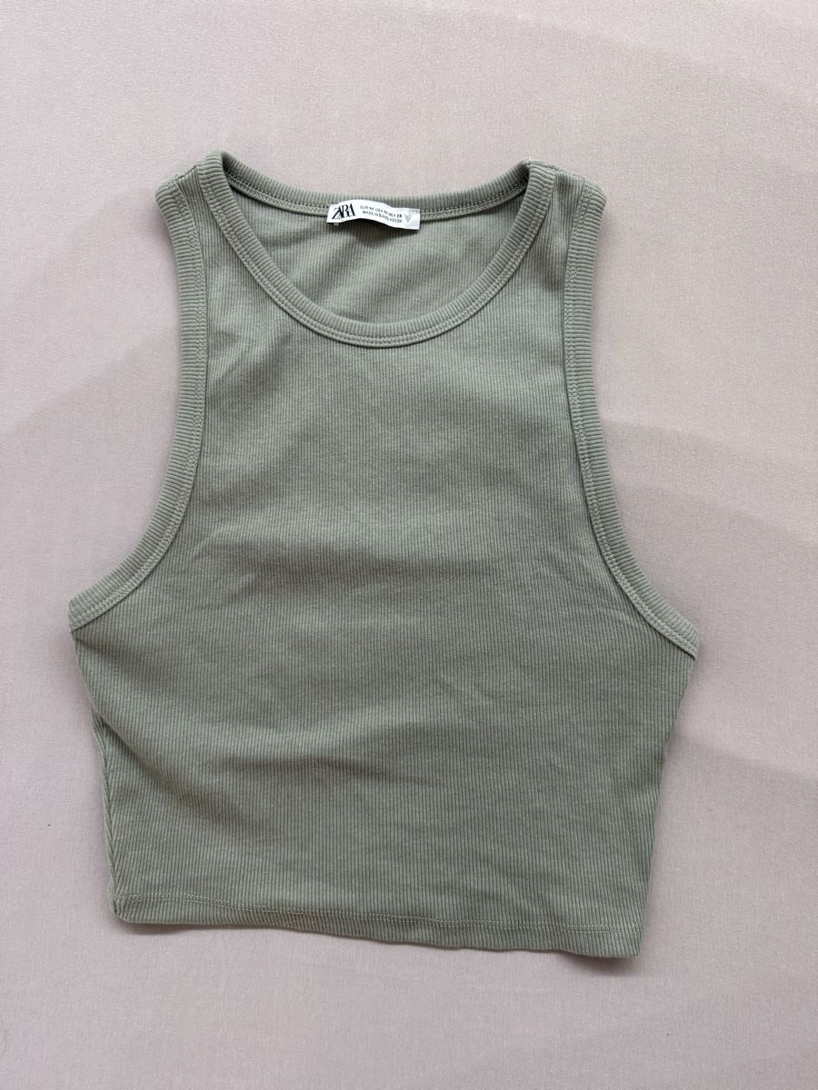 Zara Tops: Débardeur Zara vert taille M bon état – Gebraucht aus Granges VS von coraliegrd5
