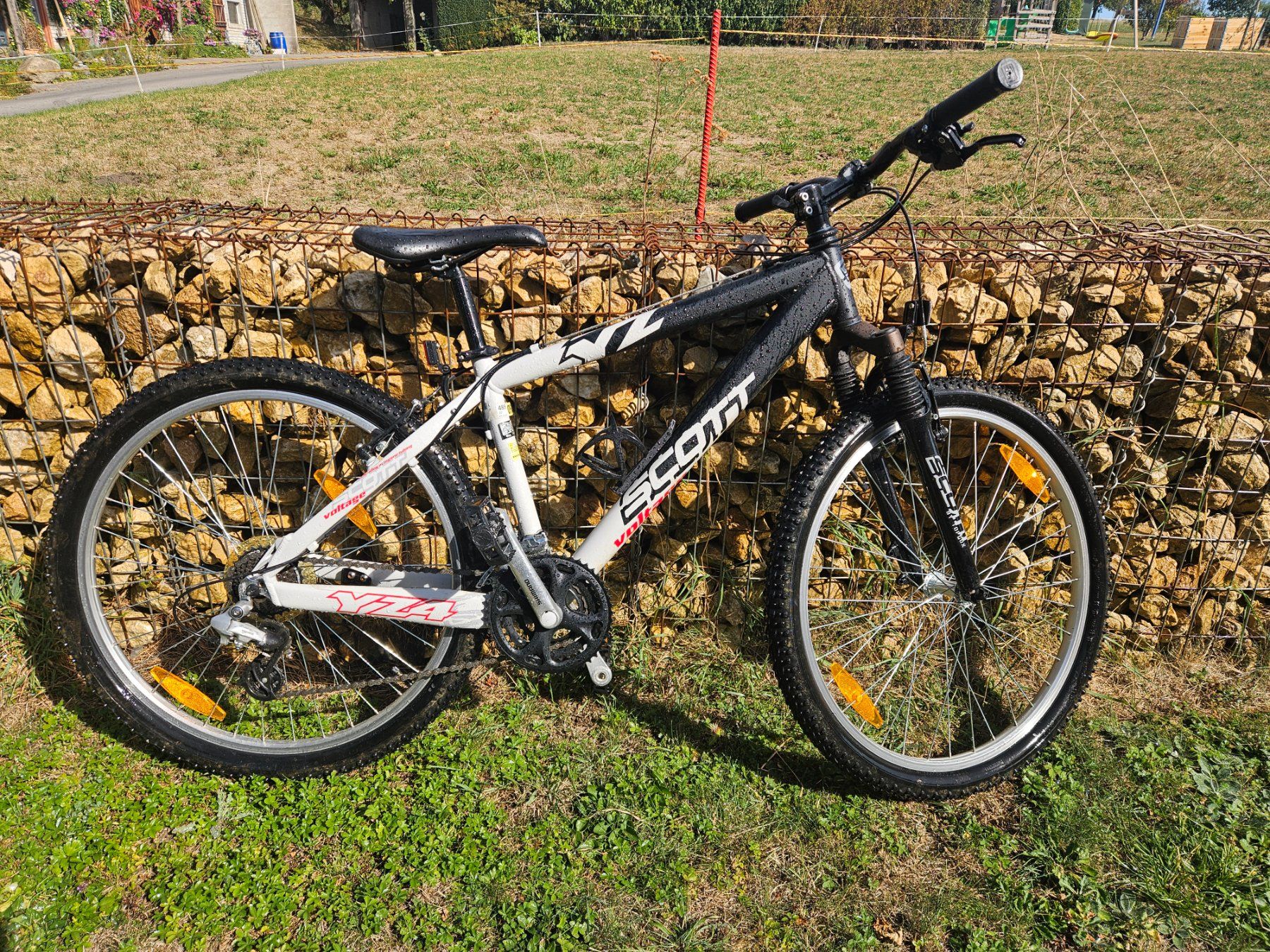 Scott Vélos: VTT Scott Voltage YZ, 26pouce – Neuf (Voir description) à Chapelle (Glâne) par a.m.i