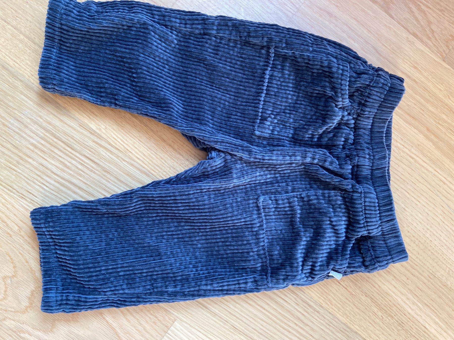 Lotti & Set di vestiti: Smile Pullover und Hose Gr 68, wenig gebraucht – Usato da Zollikerberg venduto da Boston1981 2