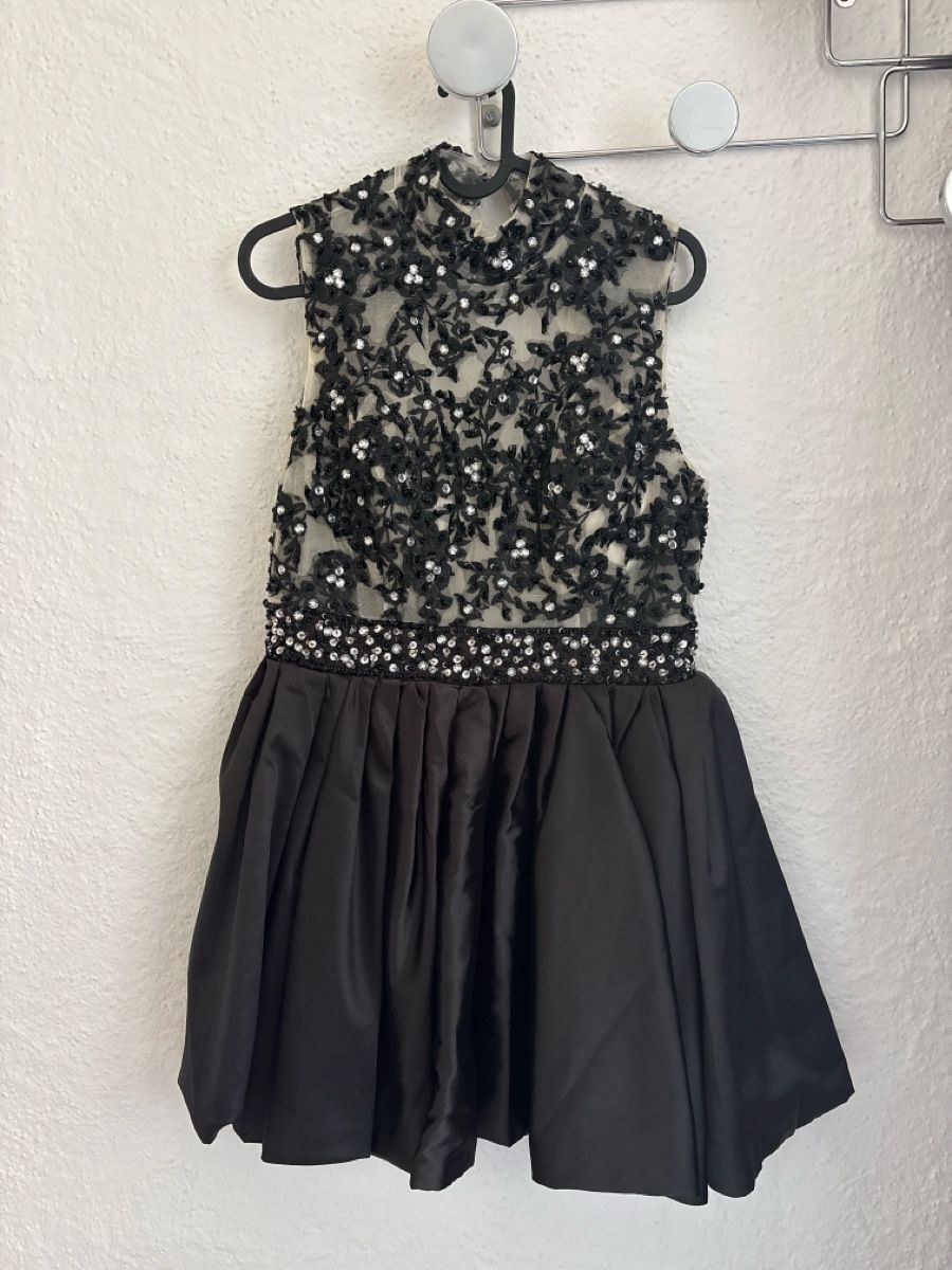 Kleider: Ballkleid  – Gebraucht aus Nänikon von Amerika73