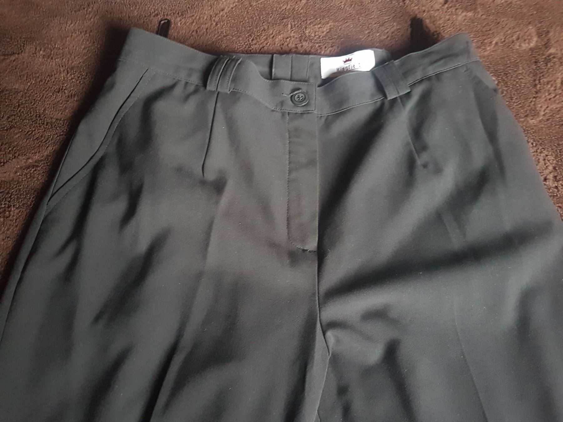 Hosen: Pantalon noir taille 42 marque Kingfield – Gebraucht aus Villiers von san_jn5w 1