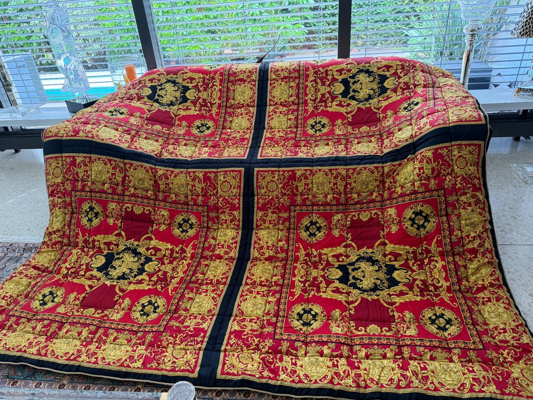 Coperte: Schöne Tagesdecke, gross – Usato da Solothurn venduto da anni22 7