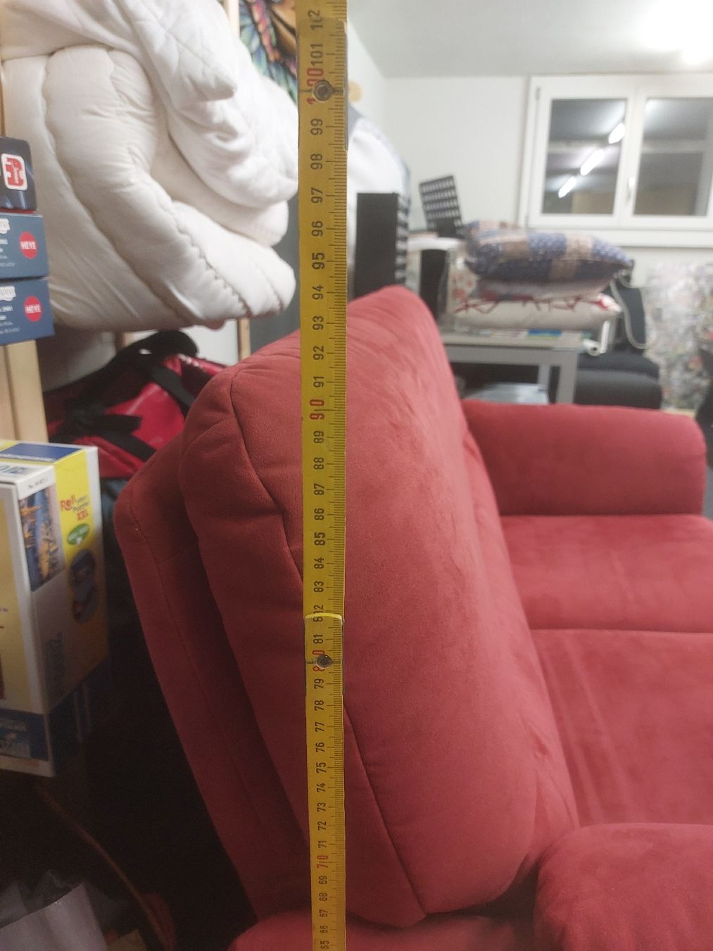 Sofas: Stoff Sofa rot – Gebraucht aus Rotkreuz von crumble 1