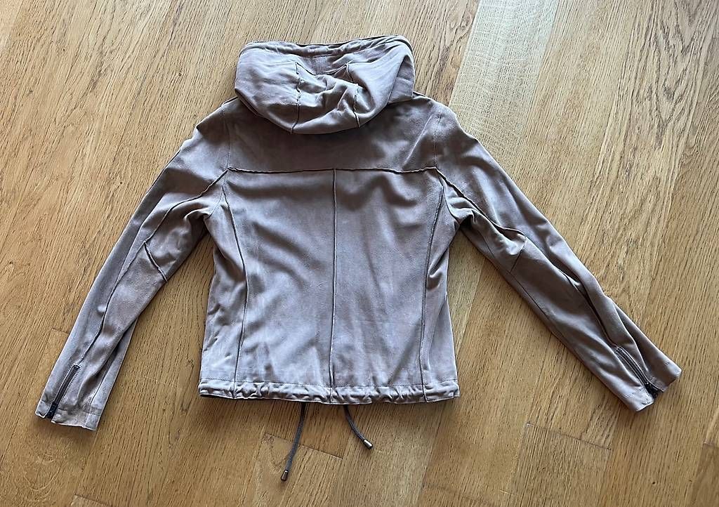 Aeronautica Militare Giacche: Veste daim veritable Aeronautica – Usato da Eysins venduto da Gigs 1