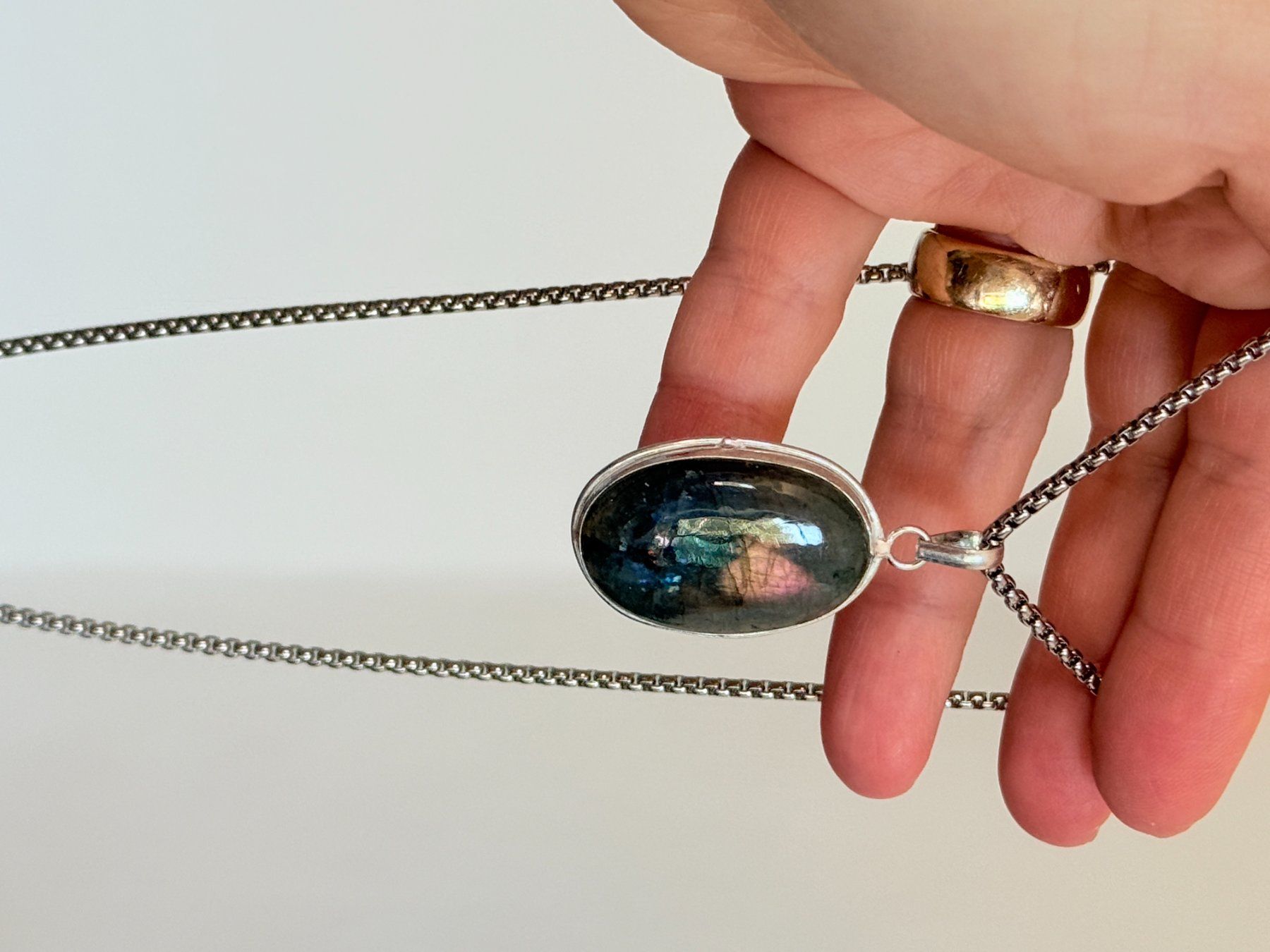 Ketten: Collier  Labradorite Neuf – Neu und originalverpackt aus Genève von AWWA 1