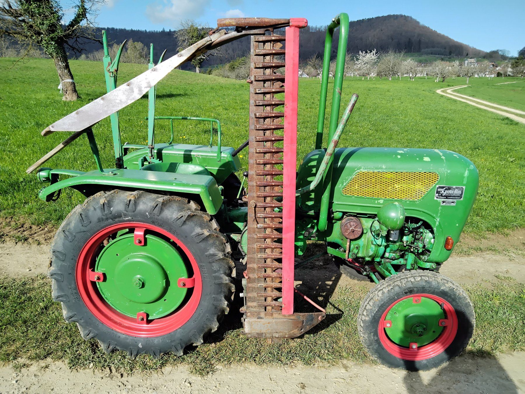 Holder Trattori: Holder B12 Traktor Kleintraktor Oldtimer – Usato da Nuglar venduto da lampa-radio