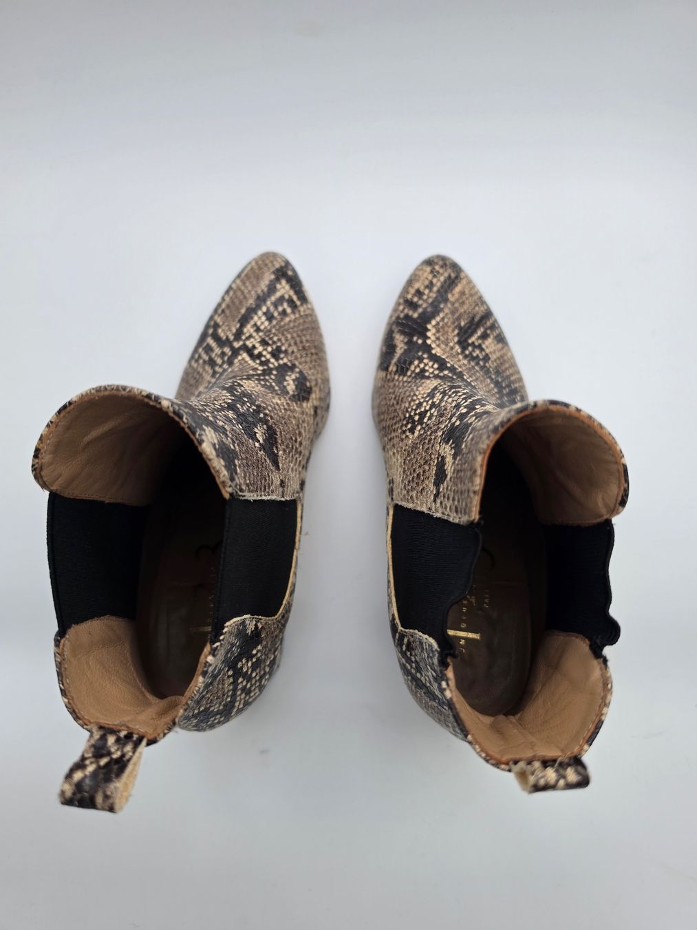 Chaussures femmes: Bottines Maison 123 en cuir imprimé python – Taille 37 – D'occasion à St. Ursen par kat_g8z5 4