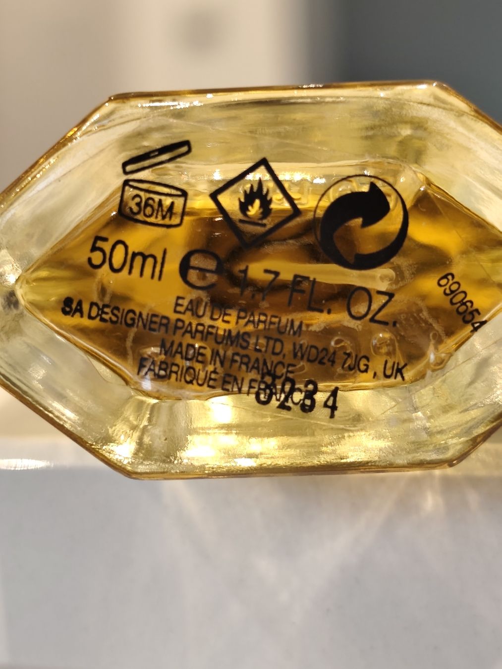 Profumi & Eau de Toilette: Parfume Jean -Louis Scherrer 50 ml edp – Usato da Männedorf venduto da Ursik_OnlineShop 2