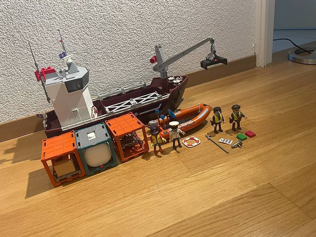 Giocattoli: Grosses Containerschiff mit Zollboot Playmobil – Usato da Unterengstringen venduto da mrs_bambee 3