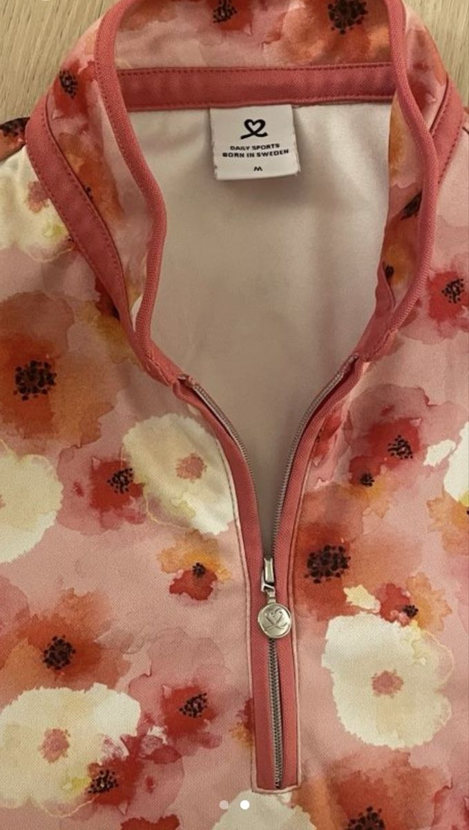 Vestiti: Golfkleid Daily M – Usato da Zürich venduto da whitelily 1