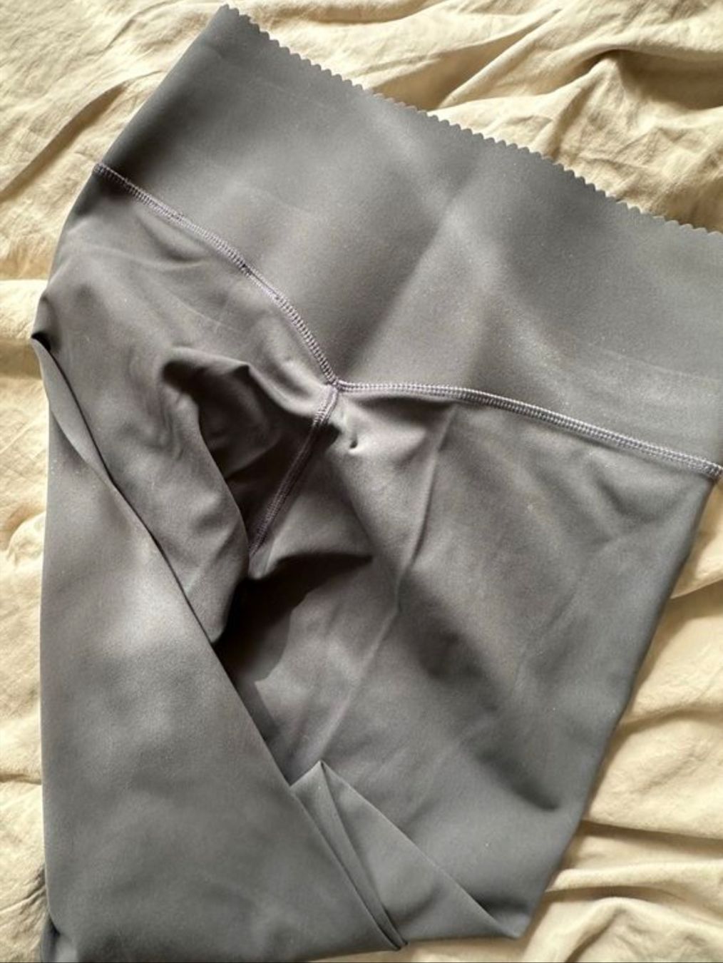 H&M Leggings: Leggins H&M Shaping, gr. M – Nuovo (secondo la descrizione) da Viganello venduto da sta_b86s 1