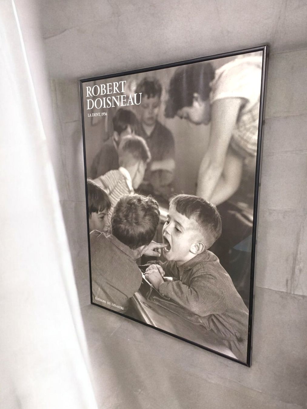 Foto & Immagini: Robert Doisneau La Dent 1956 – Usato da Zürich venduto da Zuerichparis08 2