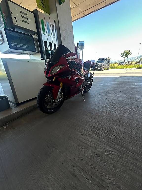 Strada: 2013 BMW S1000RR – Usato da Reichenburg venduto da SimonBuergin 2