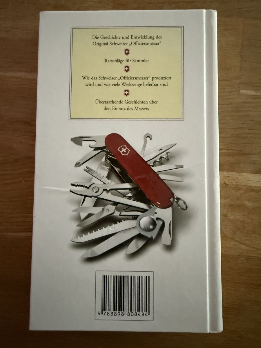 Livres: Buch Original Schweizer Offiziersmesser Derek Jackson – D'occasion à Goldach par Messerguru 4