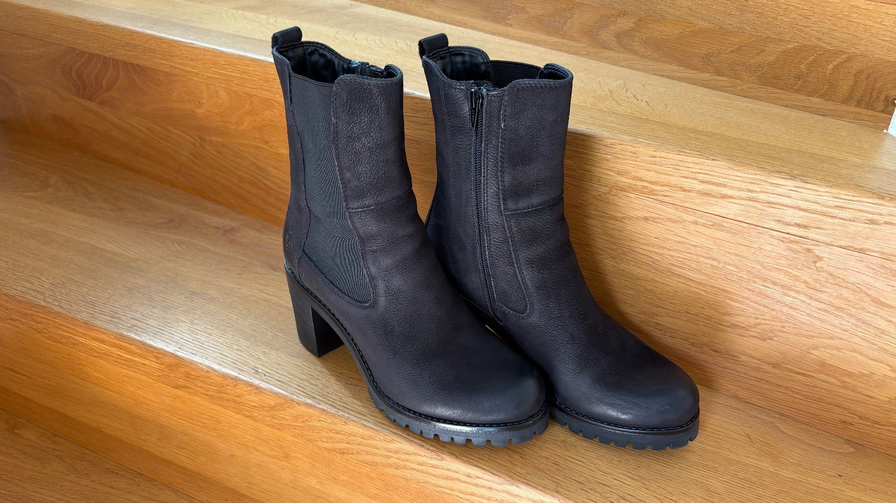 Damenschuhe: Ankleboots aus Leder schwarz mit Blockabsatz – Gebraucht aus Beckenried von KaSt01 3