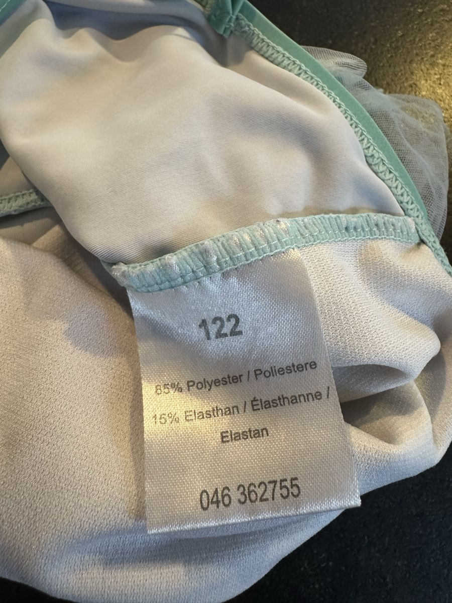 Costumi da bagno & Bikini: Badeanzug Grösse 122 – Usato da Grabs venduto da Shelly_87 3