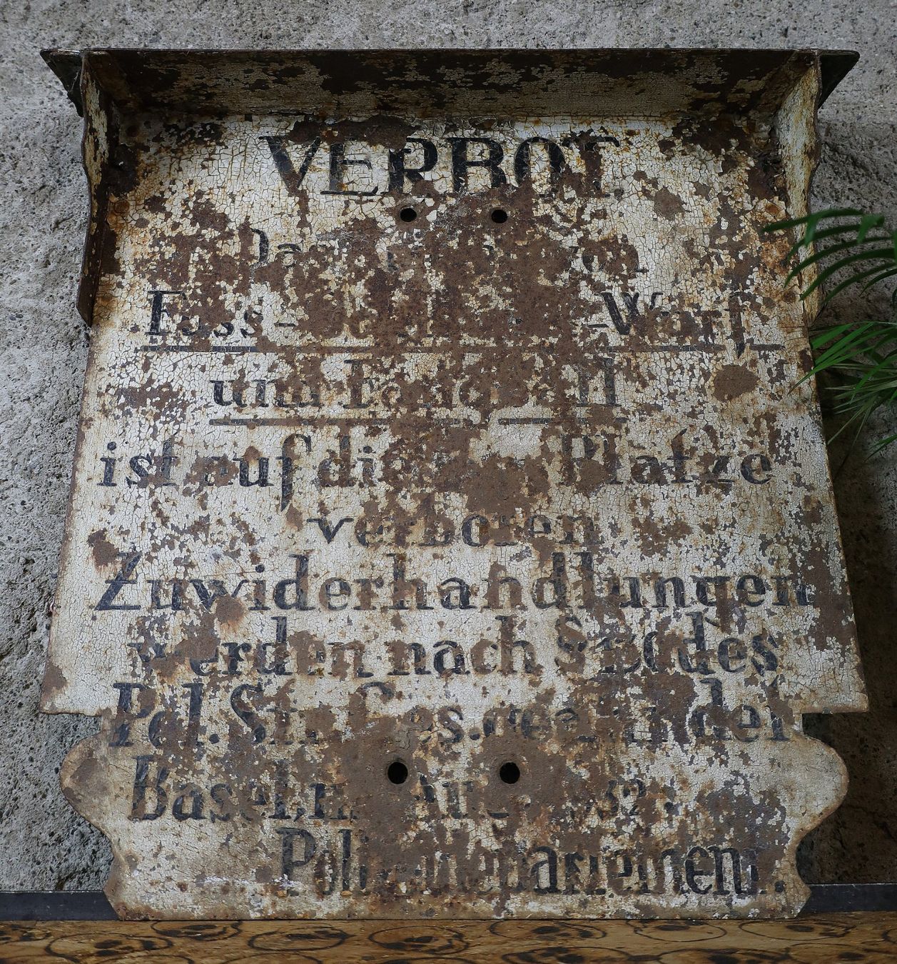 Insegne: Blechschild, Eisenschild "Basel, Verbot, Fussball" – Usato da Birrwil venduto da brandschatz_birrwil 1