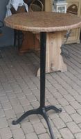Charmante table haute  bistrot vintage