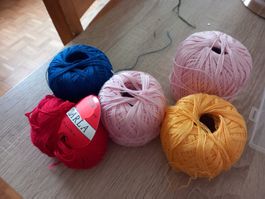 5 pelotes de coton occasion