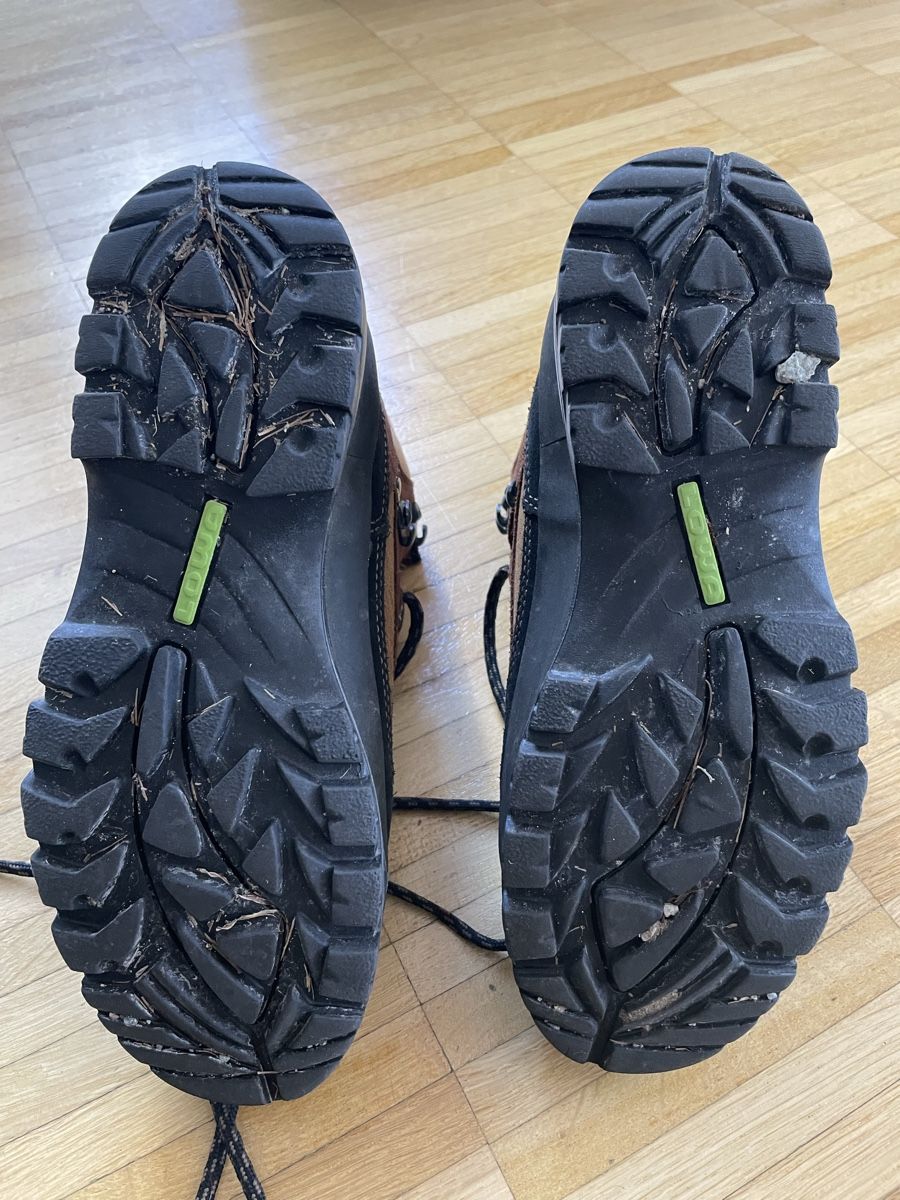 Lowa Scarpe da uomo: Wanderschuhe Lowa Gore-Tex 39 1/2 – Nuovo (secondo la descrizione) da Ebmatingen venduto da Reva-Sue 3