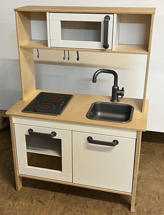  Foto zu IKEA Spielküche aus Holz (Gebraucht) in Oberkirch LU für CHF 38 – mit 