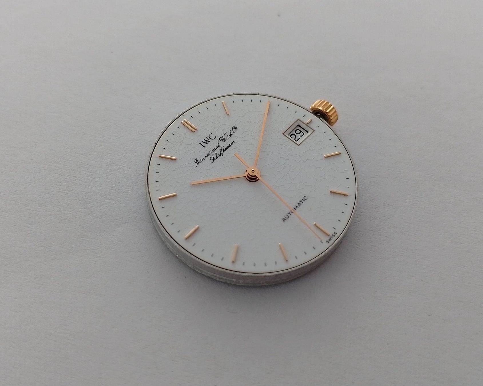 IWC Orologi: IWC Schaffhausen Automatic Uhrwerk C.37521 – Usato da Basel venduto da Givens_Watches 1