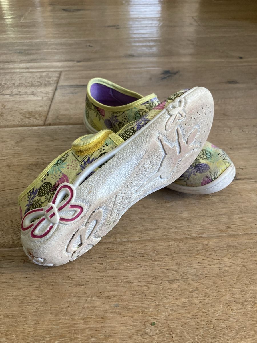 Superfit Scarpe per ragazzi: Superfit Kinderhausschuhe Gr. 29 – Usato da Matten(St.Stephan) venduto da satapa 1
