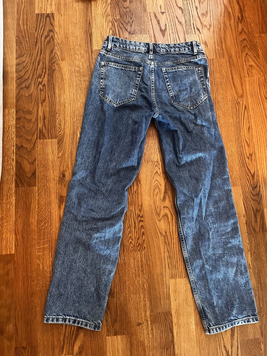 Jeans: Low waist straight jeans – Gebraucht aus Kirchberg BE von mii_9swf 1