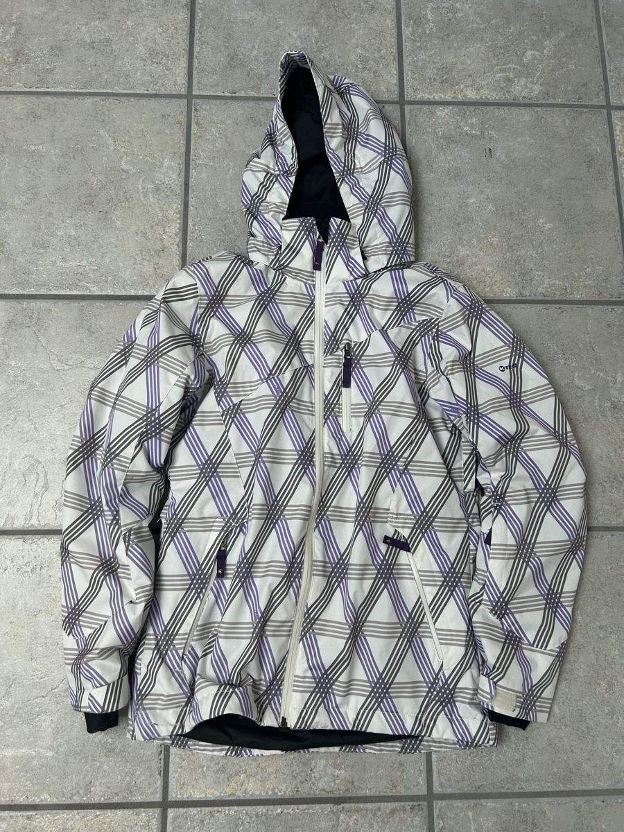 Vestes: Ski-/Snowboardjacke – D'occasion à Urdorf par worldaround