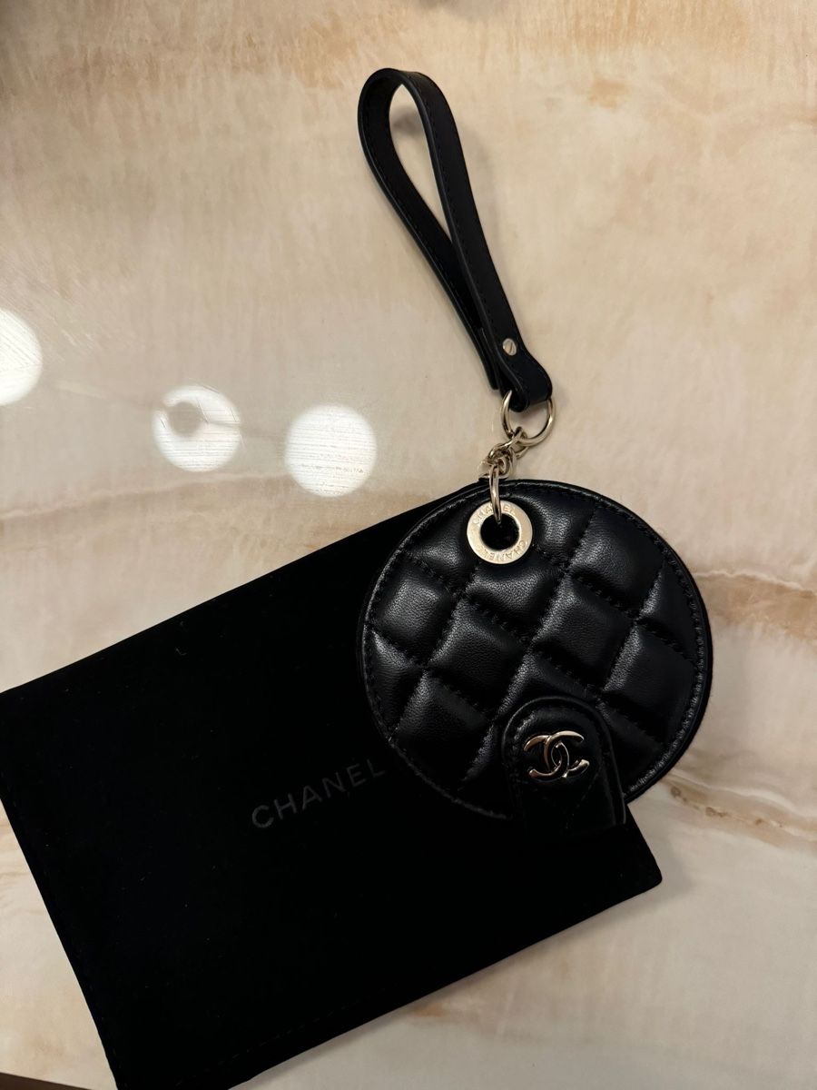 Chanel Borse: CHANEL Name Tag Key Ring Black – Nuovo (secondo la descrizione) da Zürich venduto da iva_c9dw 8