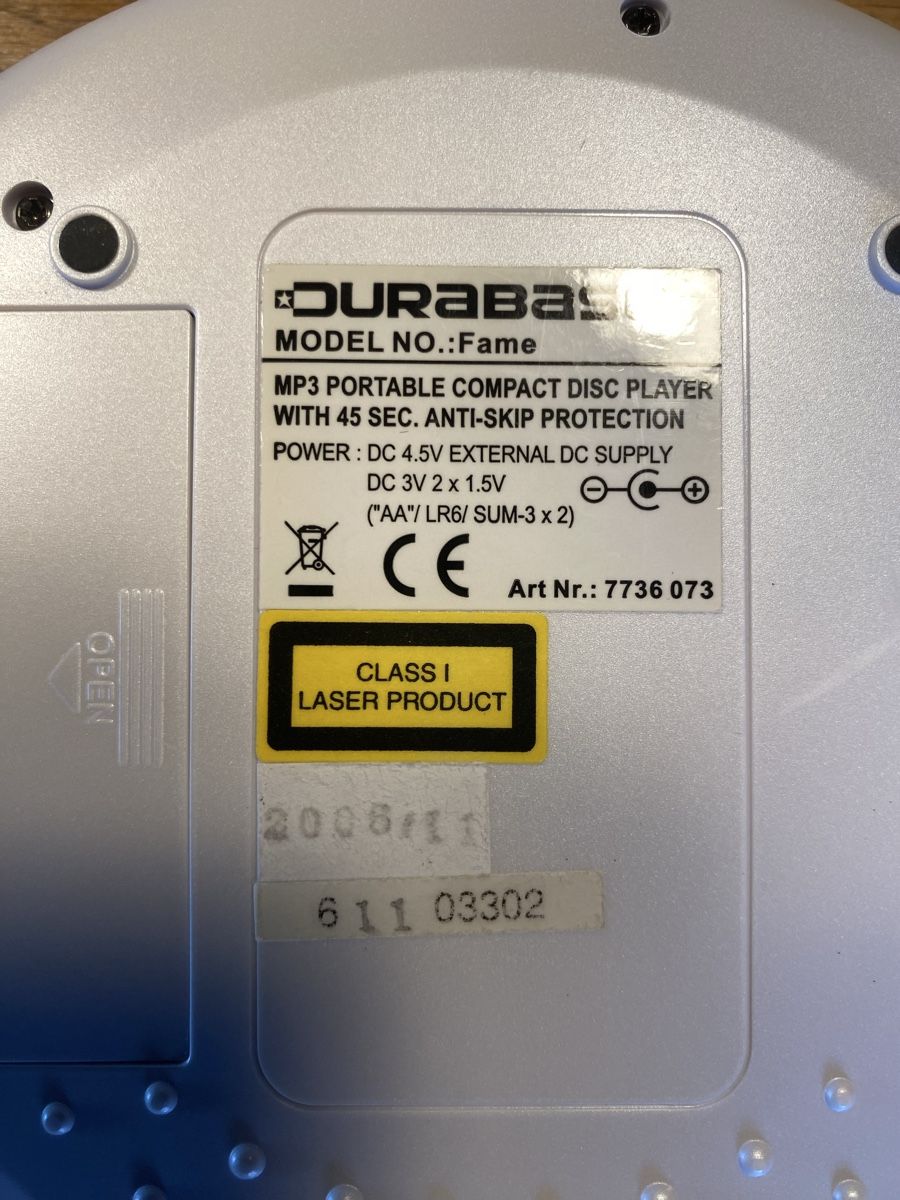 Durabase Lettore multimediale portatile: Durabase CD Player silber mit Netzteil und Kopfhörer – Usato da Zimmerwald venduto da Holzdata1 2