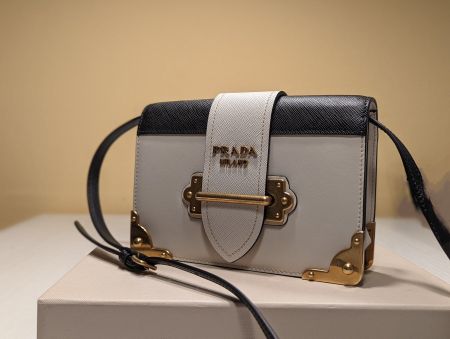 Prada Bandoliera City Calf & Saffi