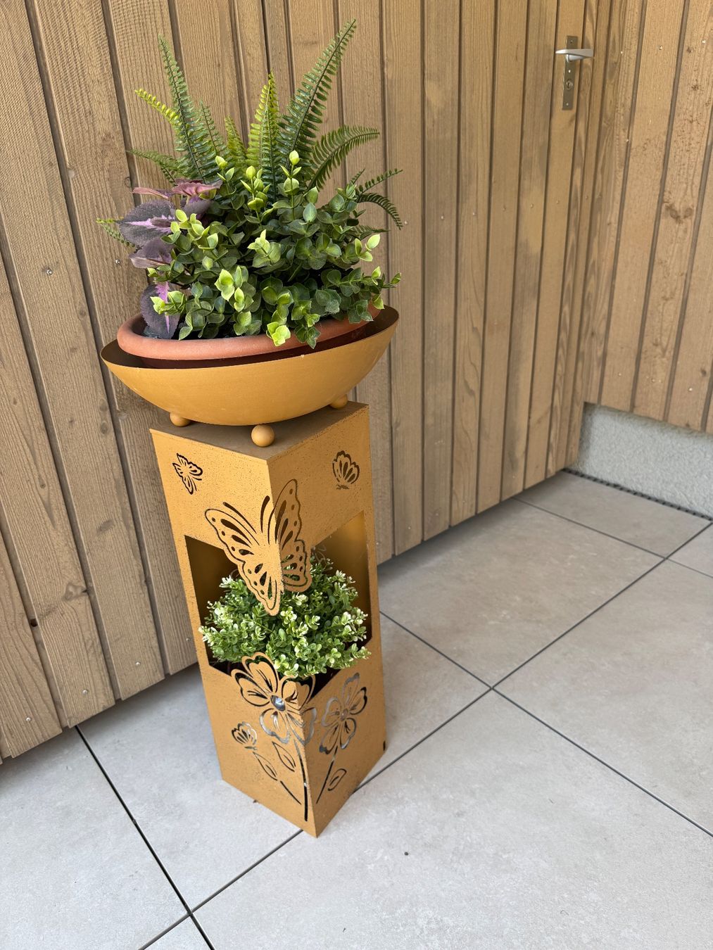 Sonstiges für Haushalt & Wohnen: Pflanzsäule Butterfly – Gebraucht aus Nassenwil von brego87 1