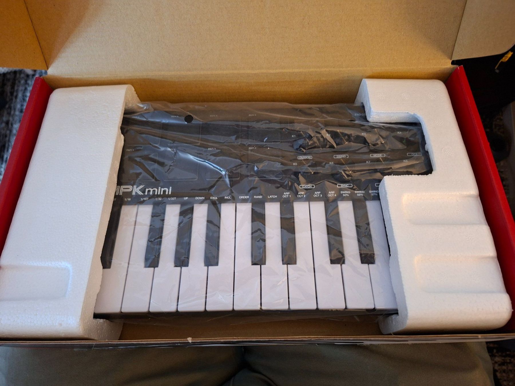 Akai Strumenti musicali: Akai MPK mini – Nuovo (secondo la descrizione) da Hinwil venduto da oli_s57g 2