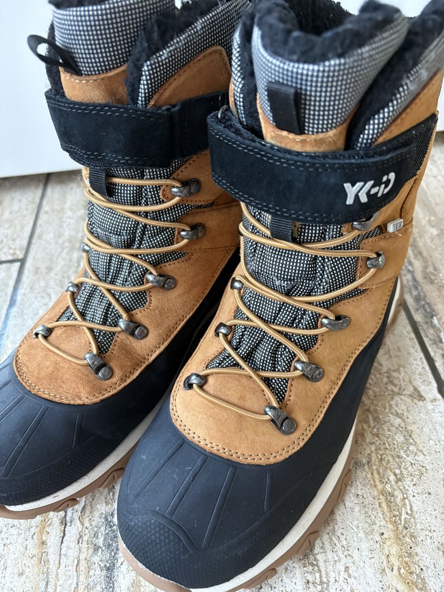 Chaussures garçon: YK-iD Winterschuhe Grösse 40 – D'occasion à Nürensdorf par Yellowstone09 2