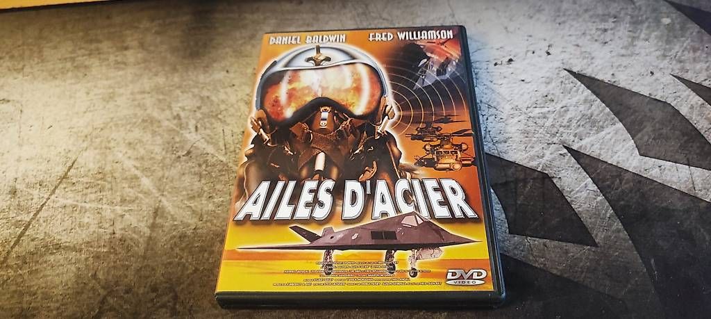Tutti i DVDs: Ailes d'acier – Usato da Genève venduto da Maxou84